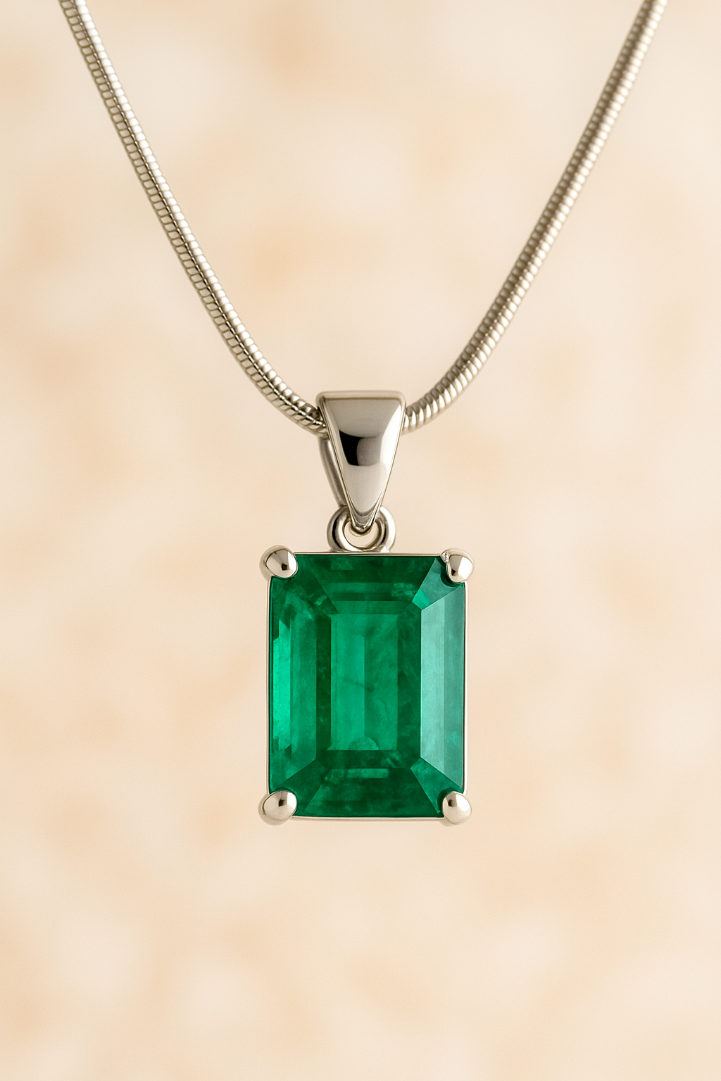 Emerald necklace 5.12ct 999. silver